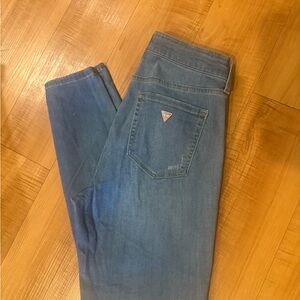 Guess Women's Classic Blue Skinny Jean 30